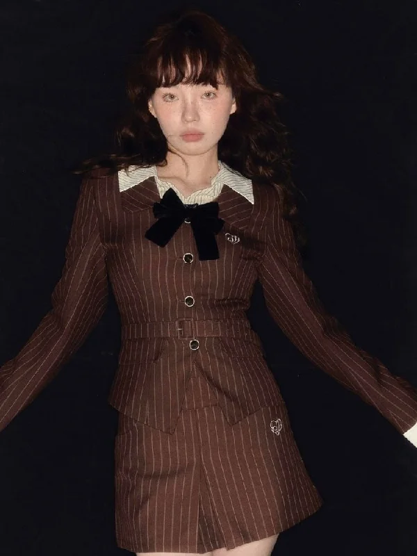 Brown vertical striped jacket and skirt suit【s0000003344】 Notch Collar Peter Pan Collar Cowl Neck Brown vertical striped jacket and skirt suit【s0000003344】 Notch Collar Peter Pan Collar Cowl Neck