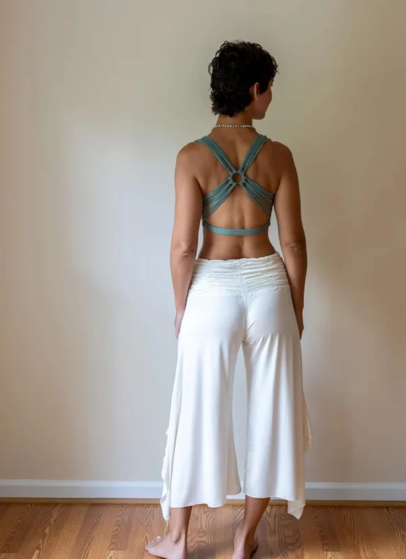 Shanti Strappy Woven Back Yoga Tank Bra in Sage