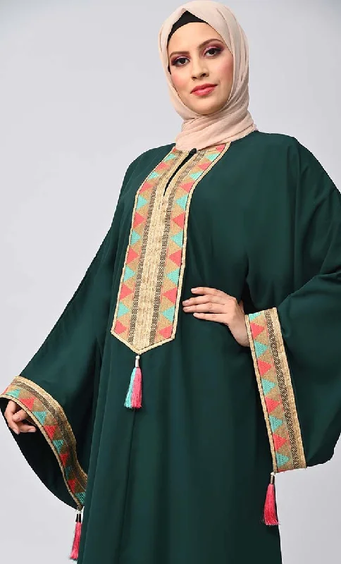 Buy Islamic Lace Detailing Abaya With Tassels