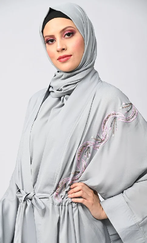 Buy Modest Islamic Embroidered Detailing Shrug\Bisht