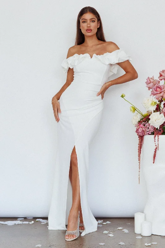 Gardena Off-Shoulder Maxi Dress Ivory