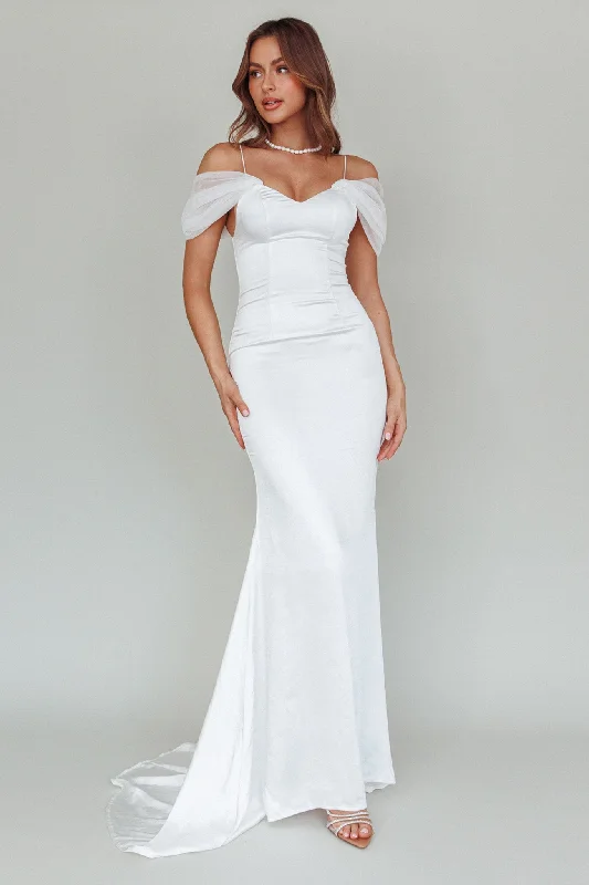 Keila Off-Shoulder Maxi Dress White