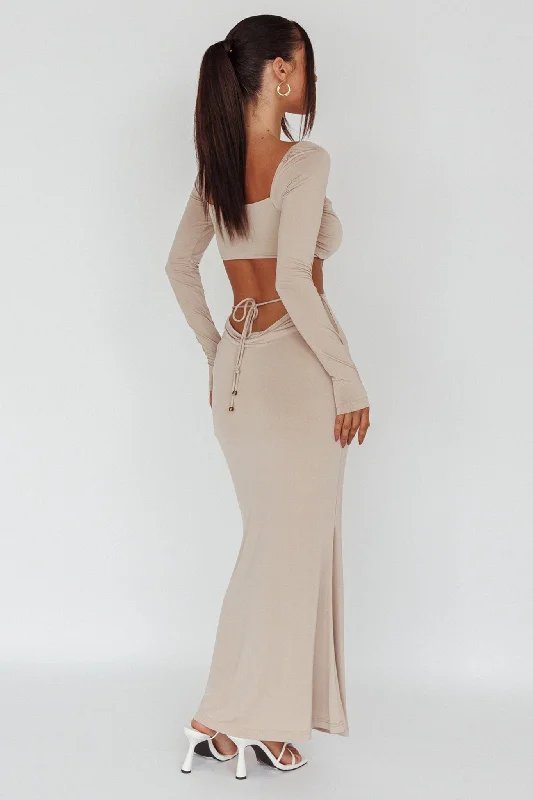 Vienna Long Sleeve Cut-Out Waist Maxi Dress Oat